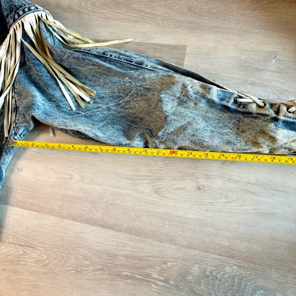 Vintage Denim and White Leather Fringe Removable Shoulder Pads Sz M - Picture 8 of 9